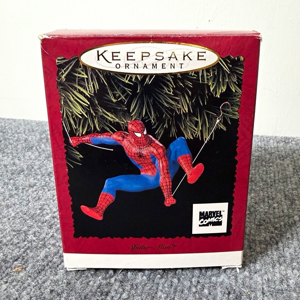 Hallmark Keepsake Spider-Man Marvel Comics Handcrafted Christmas Ornament 1996